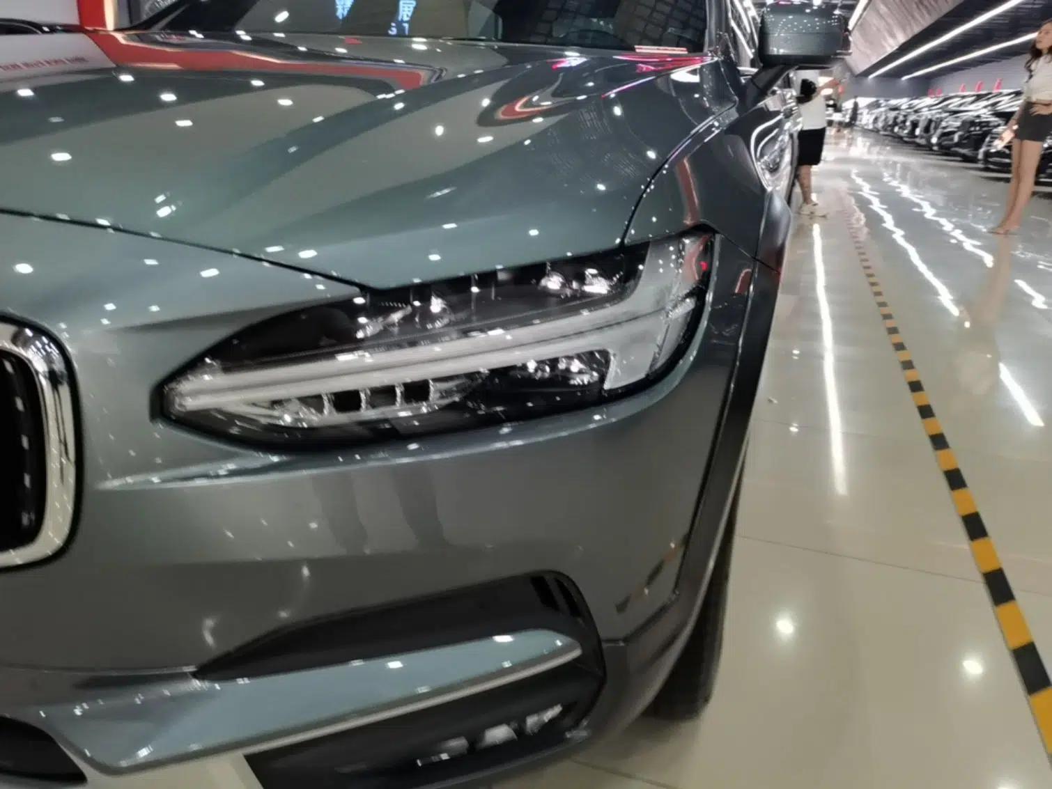 Volvo V90 2020 Cross Country T5 AWD Smart Range Edition — миниатюра 9