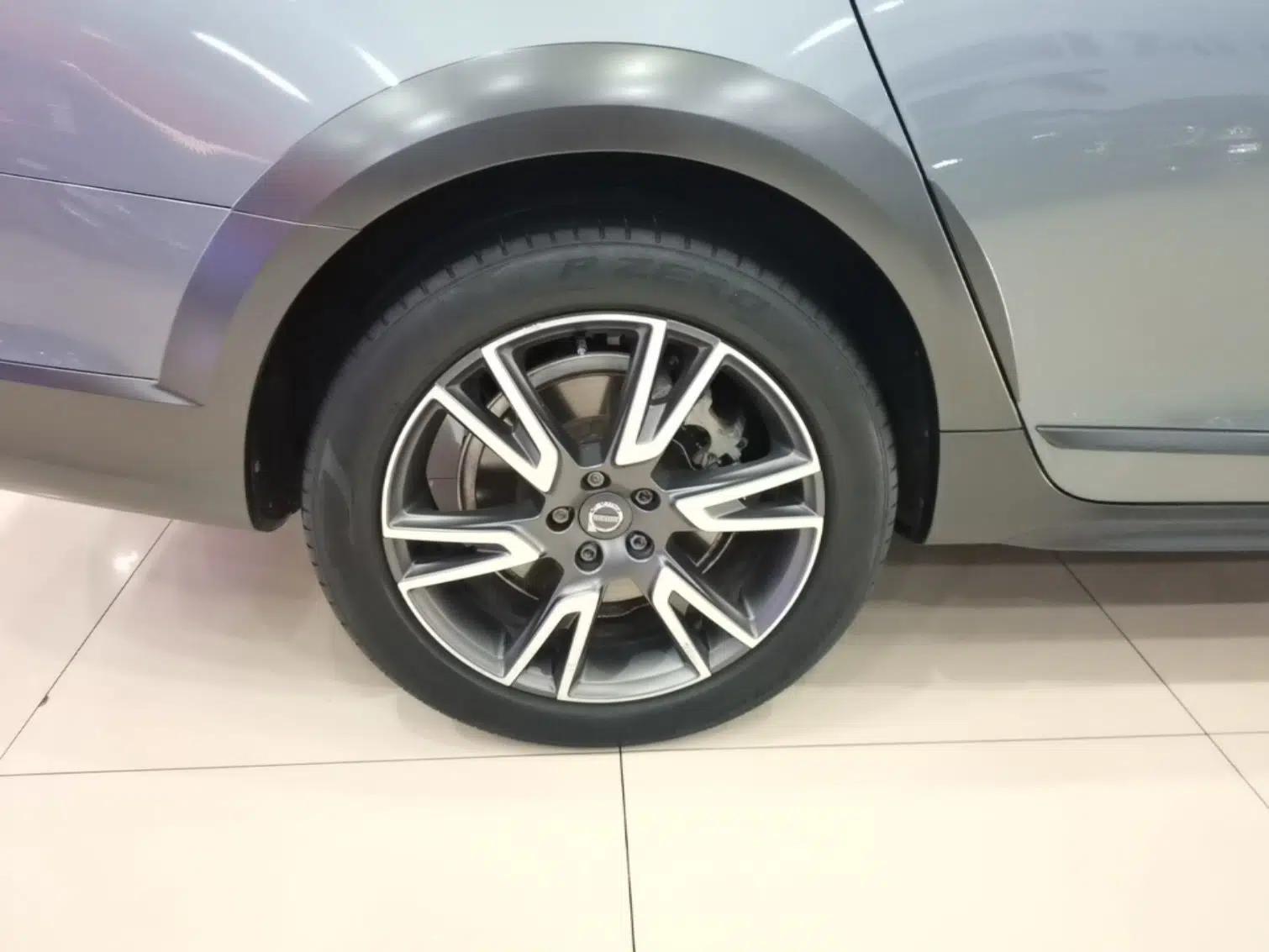 Volvo V90 2020 Cross Country T5 AWD Smart Range Edition — миниатюра 10