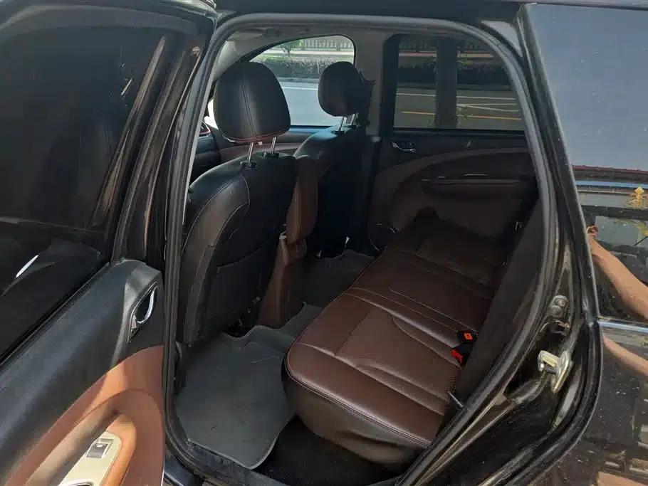 Jingyi X5 2016 1.6L Manual Premium Edition — миниатюра 11