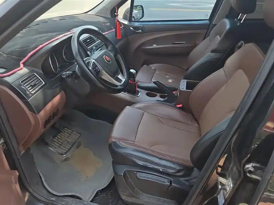 Jingyi X5 2016 1.6L Manual Premium Edition — миниатюра 9