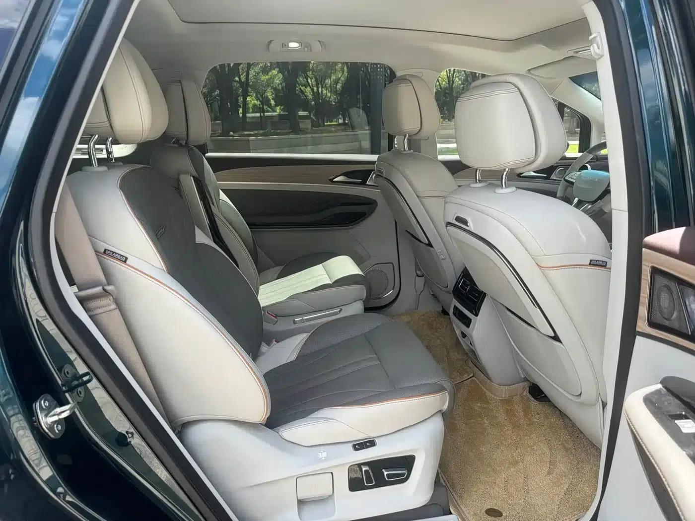 Fengxing Yacht 2022 1.5T DCT Wave Chaser Edition — миниатюра 7
