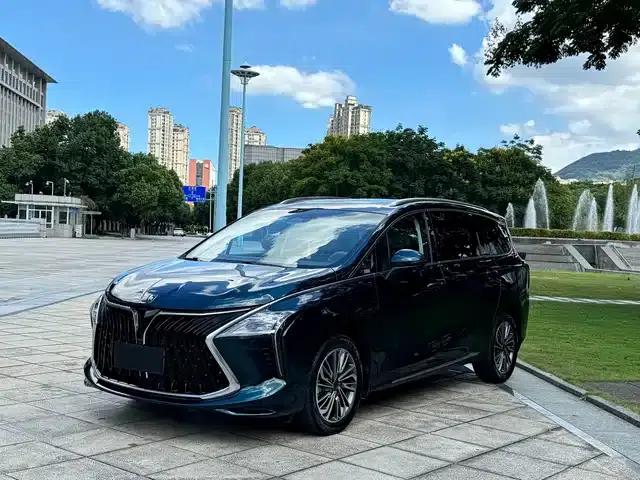 Fengxing Yacht 2022 1.5T DCT Wave Chaser Edition