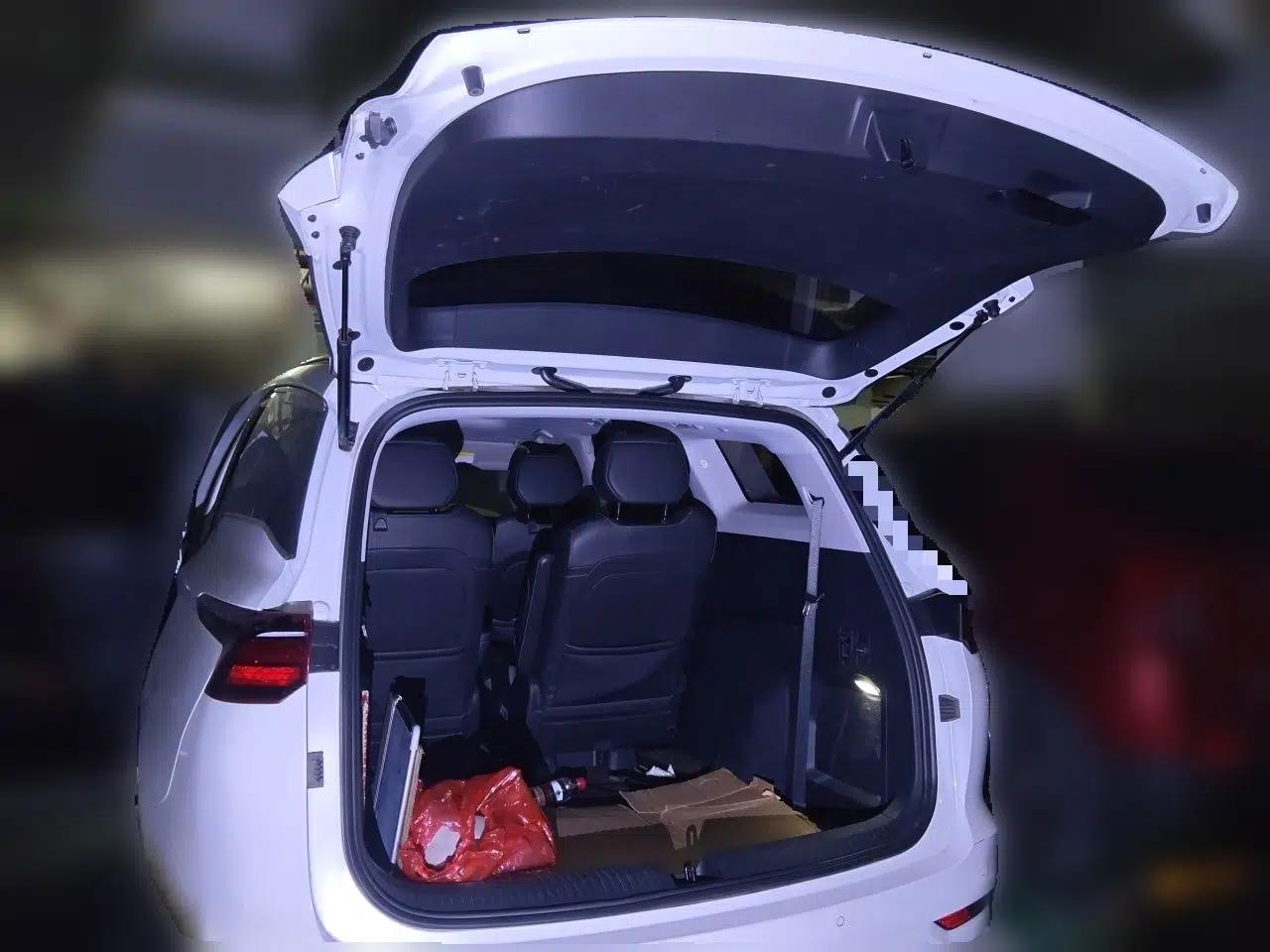 Wuling Victory 2020 1.5T CVT Flagship Edition — миниатюра 16