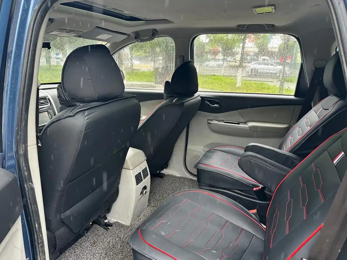 Fengxing S500 2016 Model 1.6L Manual Premium — миниатюра 8