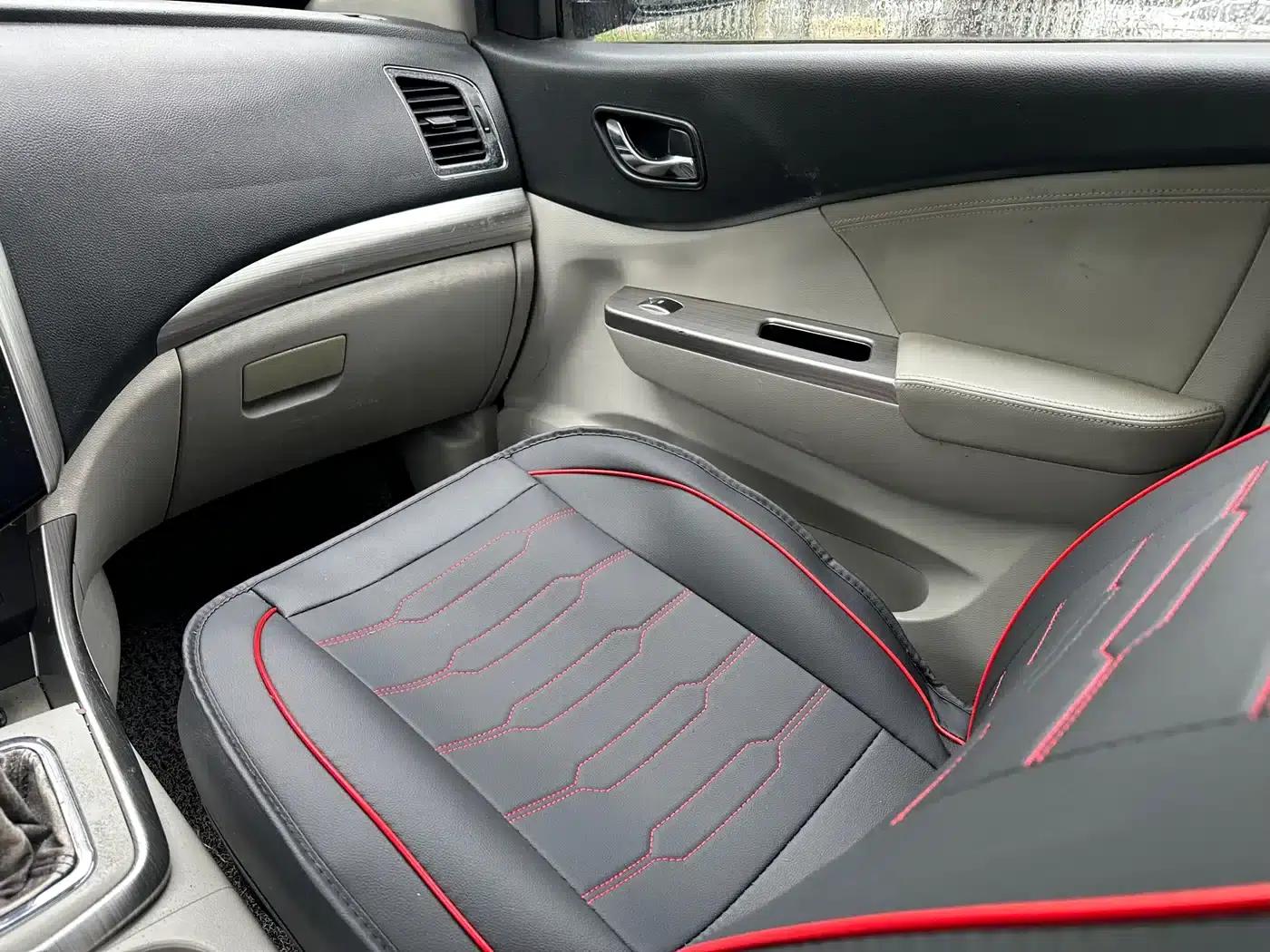 Fengxing S500 2016 Model 1.6L Manual Premium — миниатюра 10