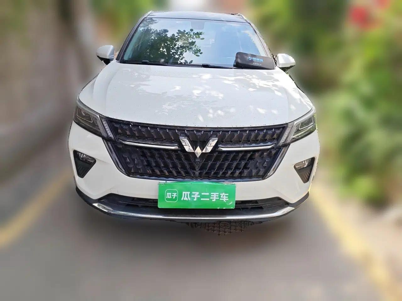 Wuling Asta 2021 1.5T CVT Starlight Edition — миниатюра 2