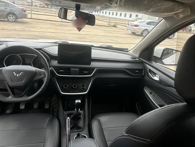Wuling Hongguang S3 2018 1.5L Manual Standard Version China V Standard — миниатюра 10