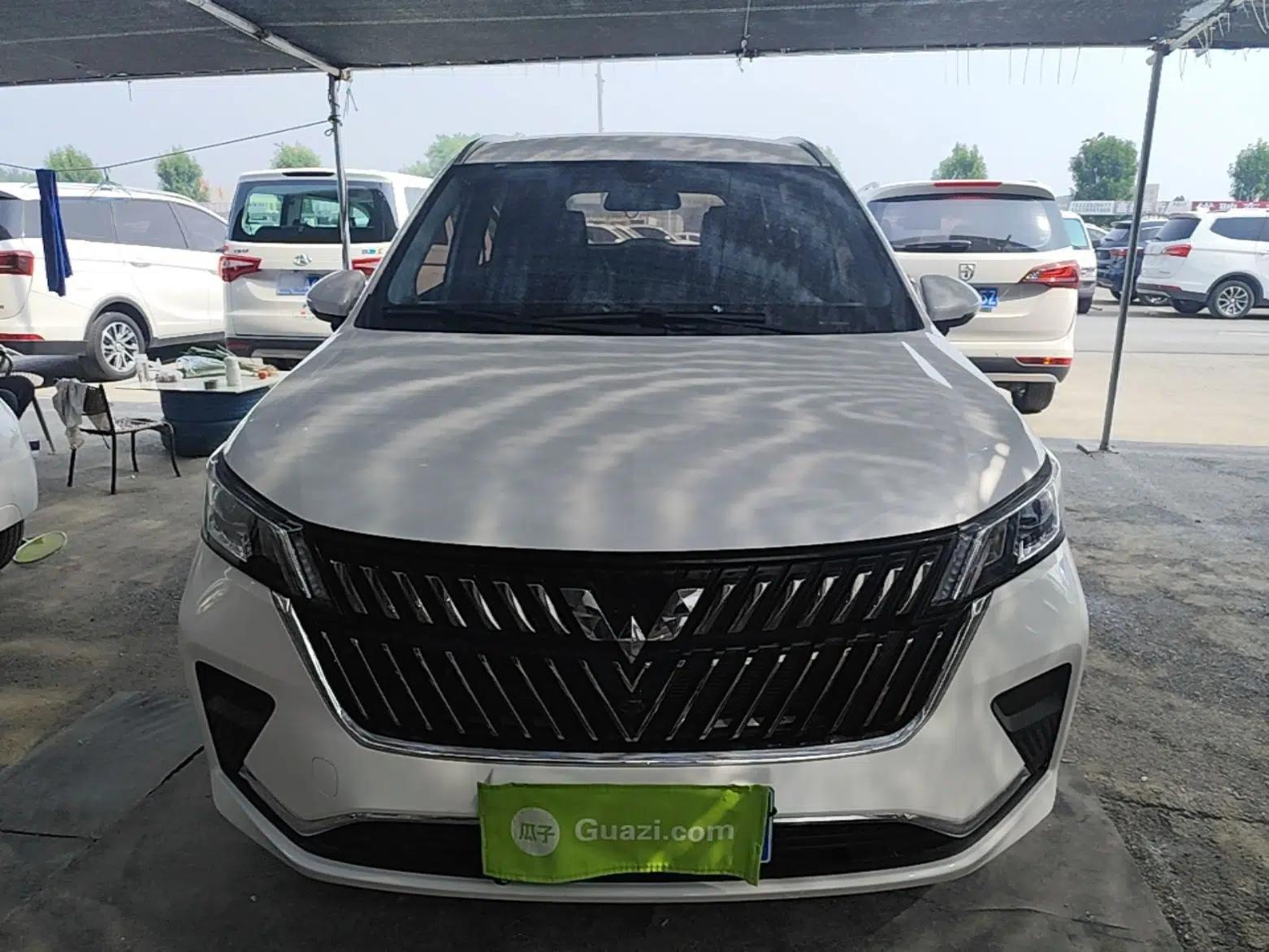 Wuling Jiachen 2022 1.5T Manual Light Enjoyment Dynamic Version — миниатюра 2