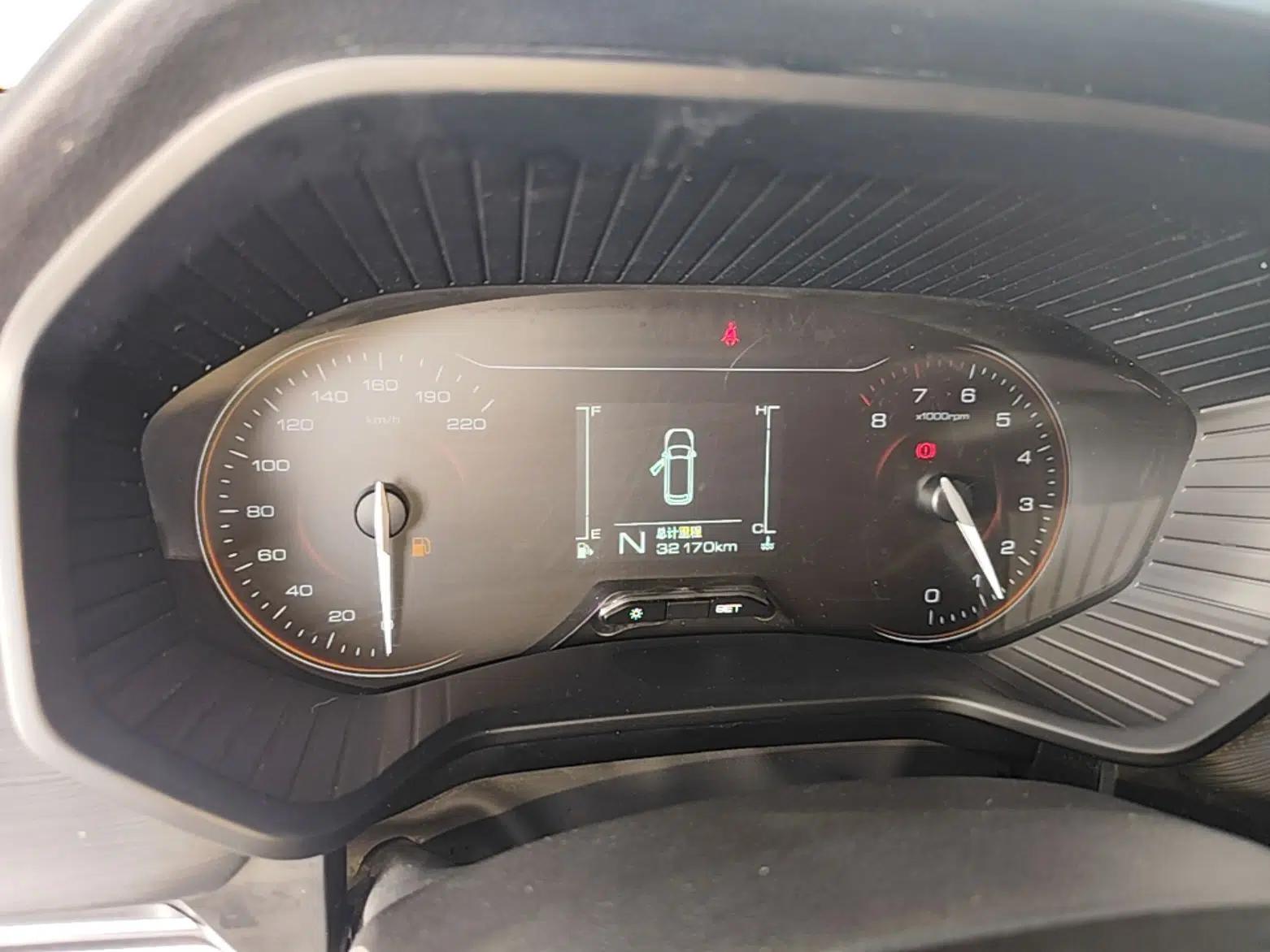 Wuling Jiachen 2022 1.5T Manual Light Enjoyment Dynamic Version — миниатюра 15