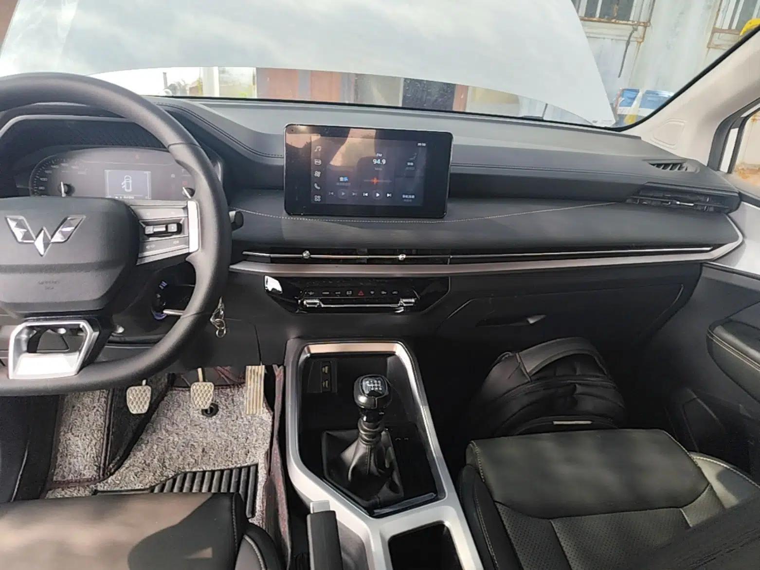 Wuling Jiachen 2022 1.5T Manual Light Enjoyment Dynamic Version — миниатюра 16