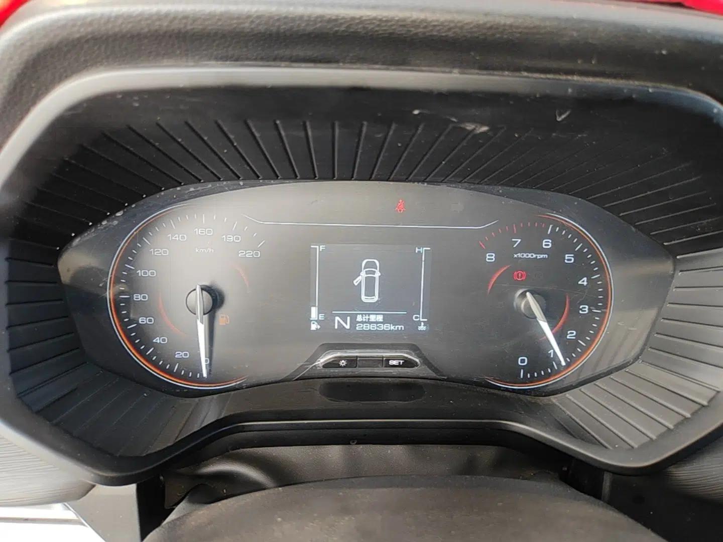 Wuling Jiachen 2022 1.5L Manual Comfort Edition — миниатюра 15