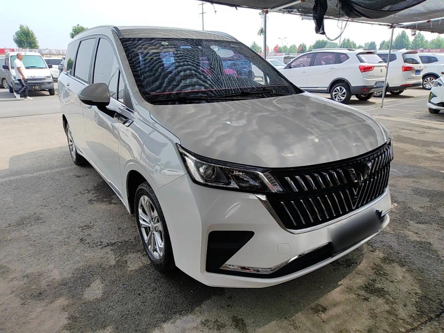 Wuling Jiachen 2022 1.5L Manual Comfort Edition — миниатюра 3