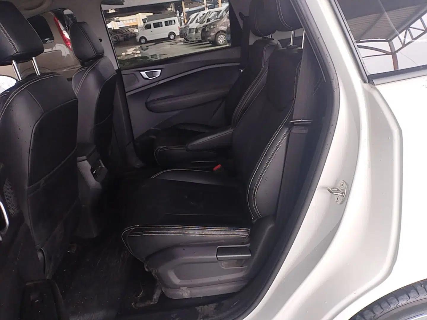 Wuling Jiachen 2022 1.5L Manual Enjoyment Elite Model — миниатюра 20