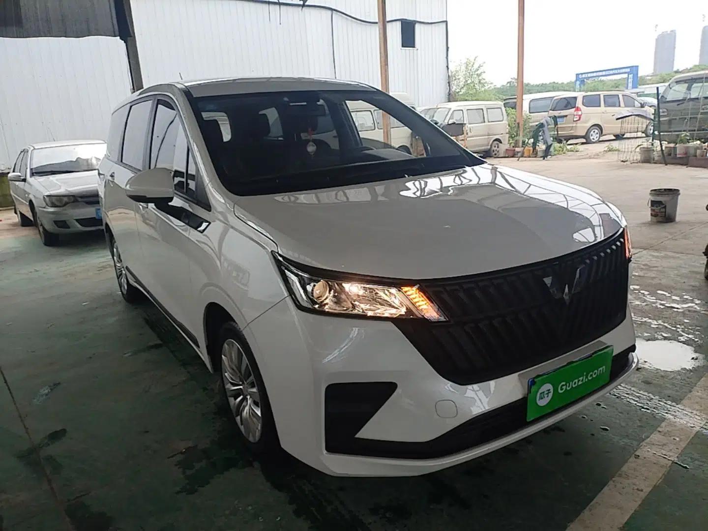 Wuling Jiachen 2022 1.5L Manual Enjoyment Elite Model — миниатюра 3