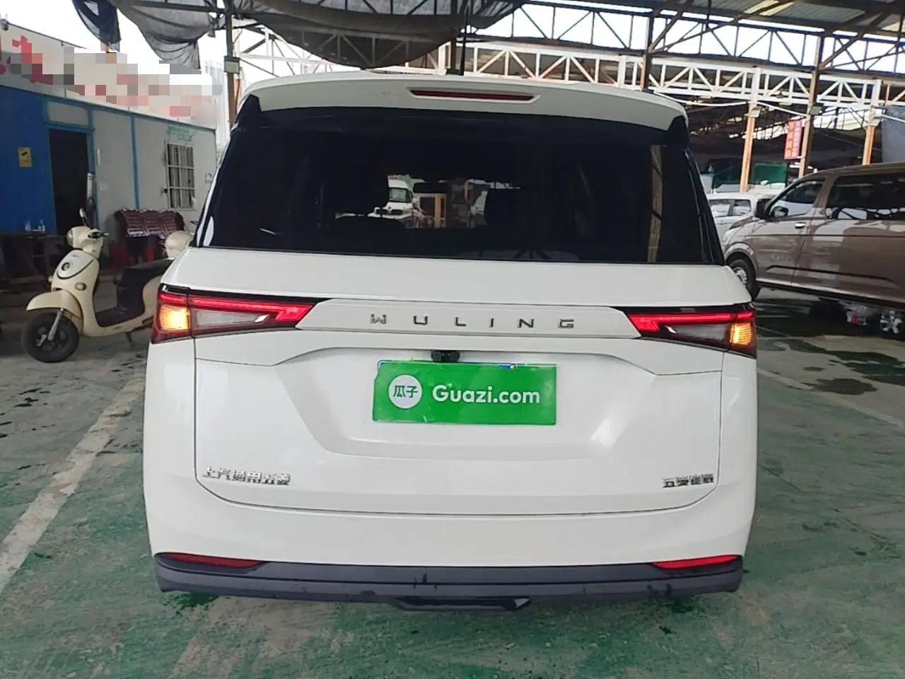 Wuling Jiachen 2022 1.5L Manual Enjoyment Elite Model — миниатюра 5