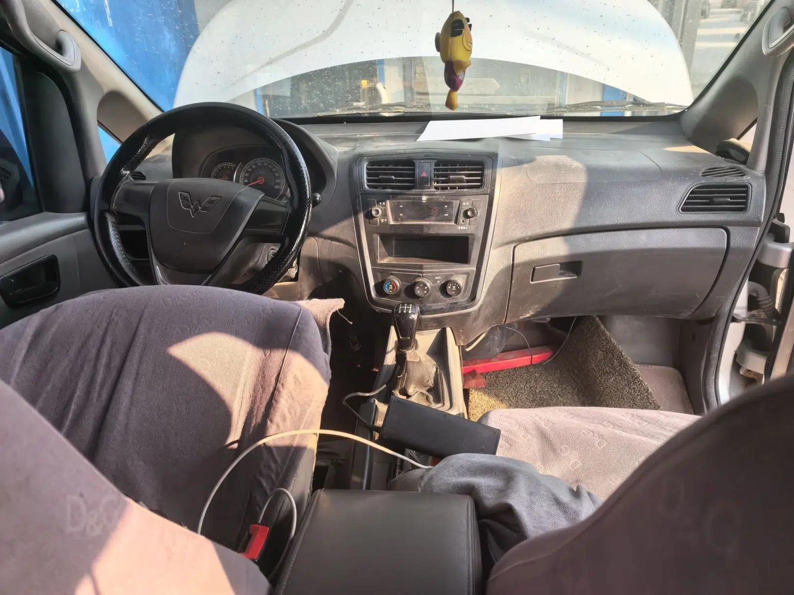 Wuling Zhengcheng 2015 1.5L Comfort L3C — миниатюра 10