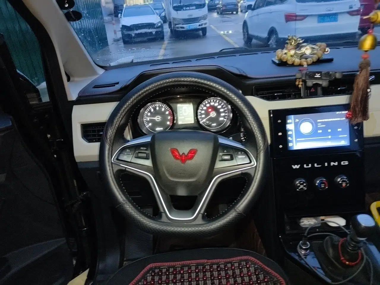 Wuling Zhengcheng 2021 1.5T Manual Luxury Version — миниатюра 11