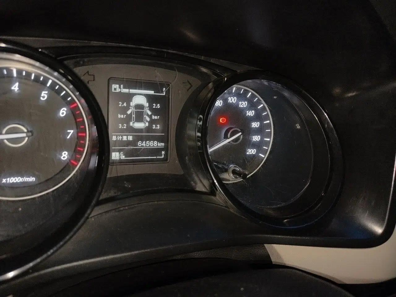 Wuling Zhengcheng 2021 1.5T Manual Luxury Version — миниатюра 13