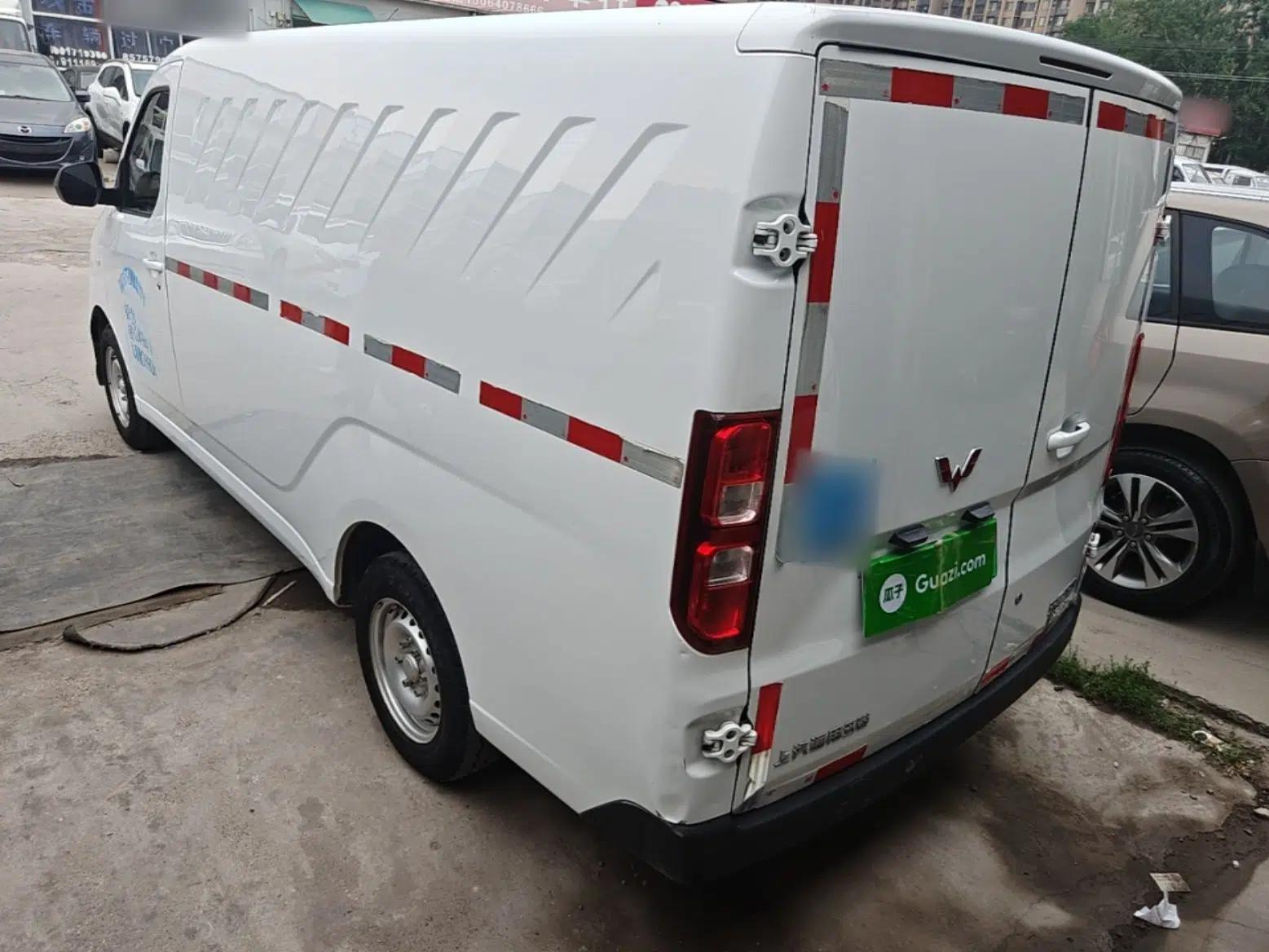 Wuling Yangguang 2024 230km Practical Enclosed-Window Version 60kW — миниатюра 7