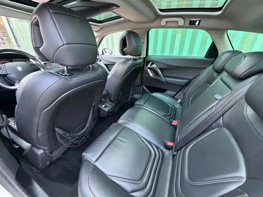 DS 5 2014 1.6T Luxury Edition THP160 — миниатюра 8