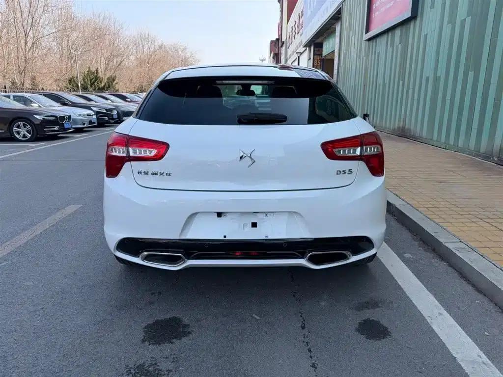 DS 5 2014 1.6T Luxury Edition THP160 — миниатюра 9
