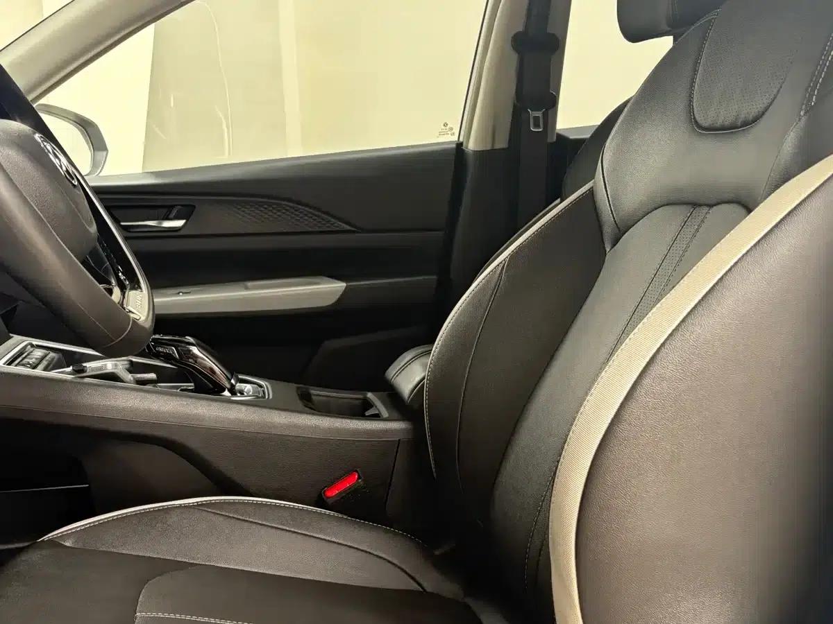 Dongfeng Fengshen E70 2021 500 Super Enjoy Edition — миниатюра 9