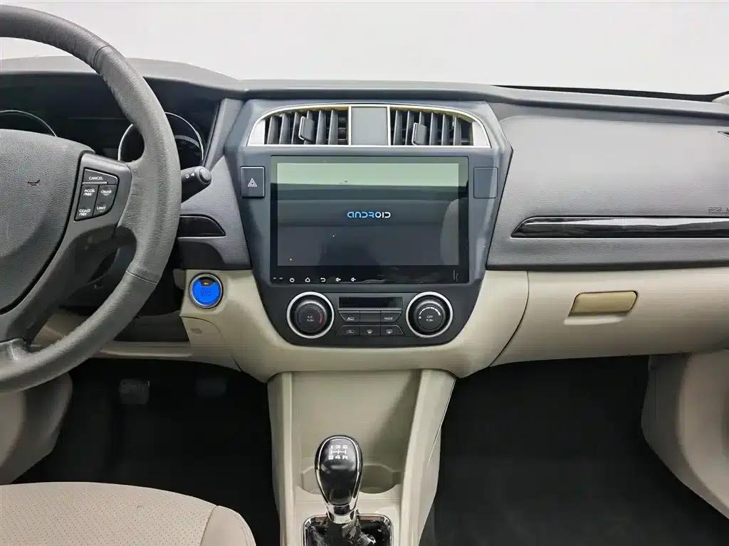Dongfeng Fengshen A60 2016 Model 1.4T Manual Premium Edition — миниатюра 12