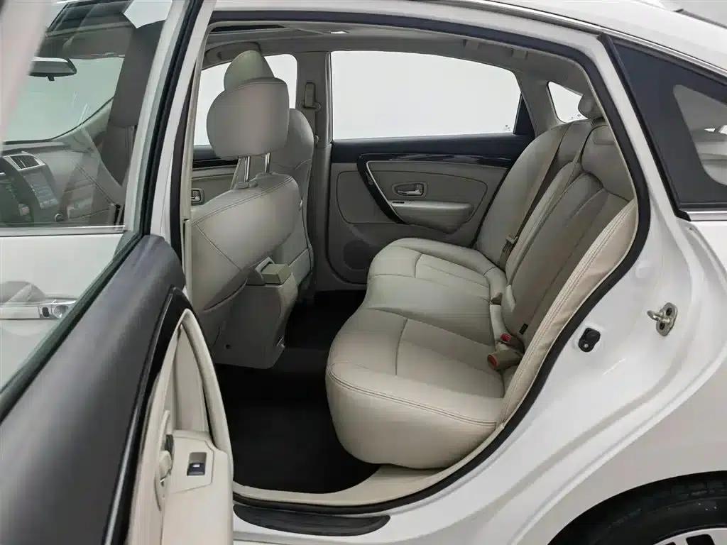 Dongfeng Fengshen A60 2016 Model 1.4T Manual Premium Edition — миниатюра 15