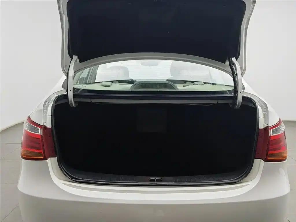 Dongfeng Fengshen A60 2016 Model 1.4T Manual Premium Edition — миниатюра 16