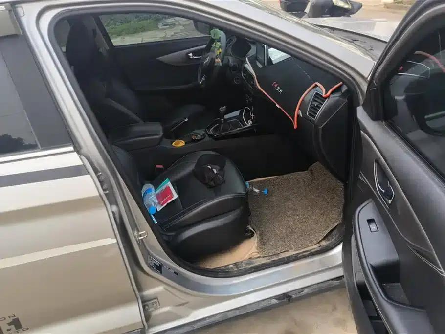 Fengguang S560 2019 Model 1.8L Manual Urban Edition — миниатюра 8