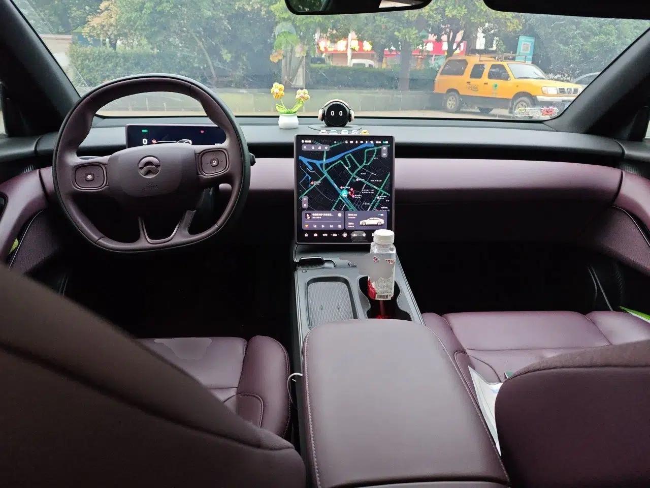 Nio ET5 2024 75 kWh — миниатюра 10