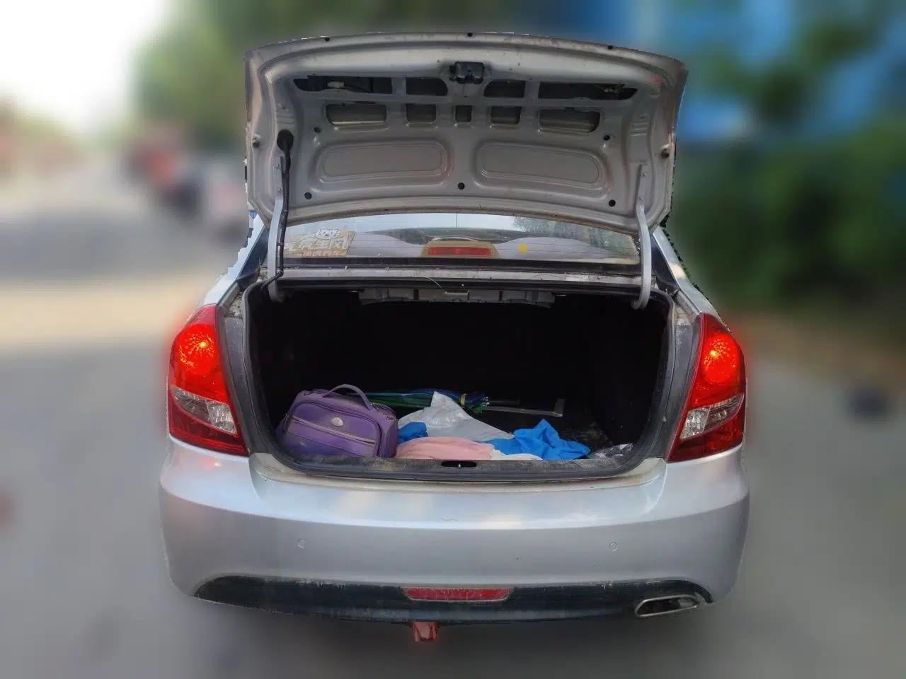 Hyundai Accent 2011 1.4 Manual Economy Version — миниатюра 20