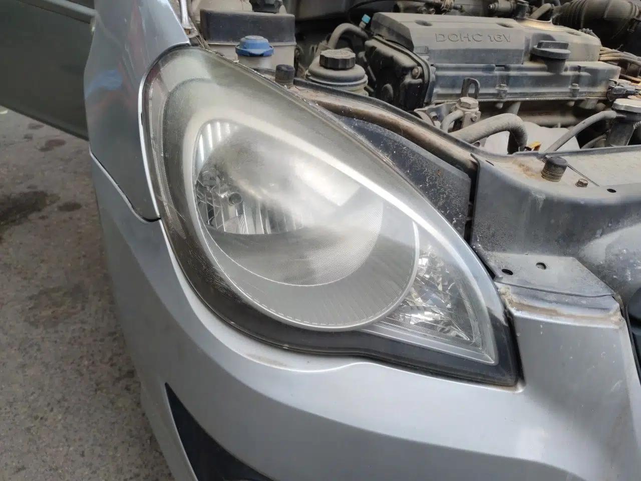 Hyundai Accent 2011 1.4 Manual Economy Version — миниатюра 7