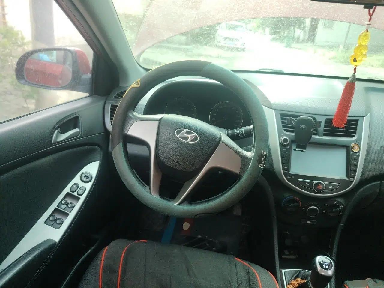 Hyundai Verna Ray 2014 1.4L Manual GLX — миниатюра 11