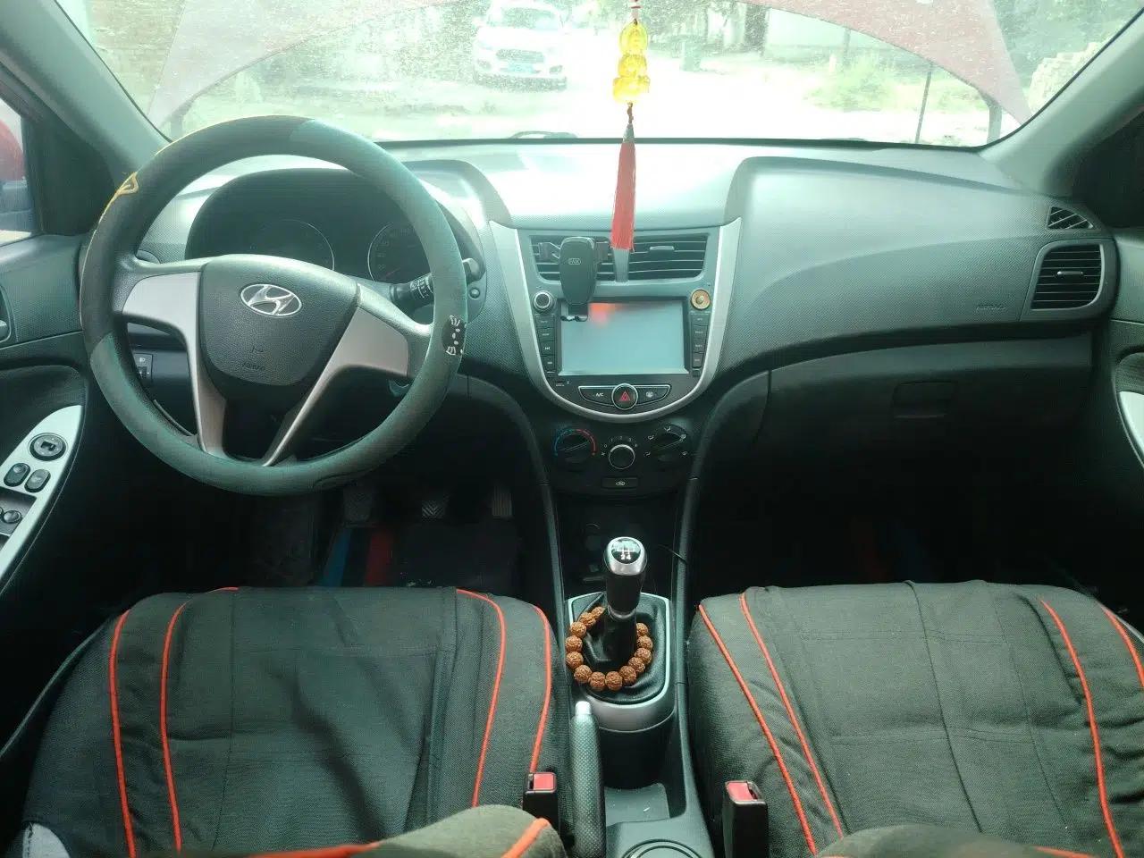 Hyundai Verna Ray 2014 1.4L Manual GLX — миниатюра 10