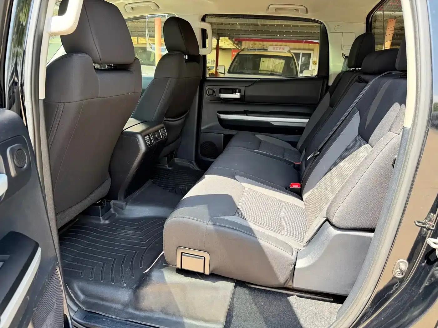 2014 Tundra 5.7L Automatic — миниатюра 13