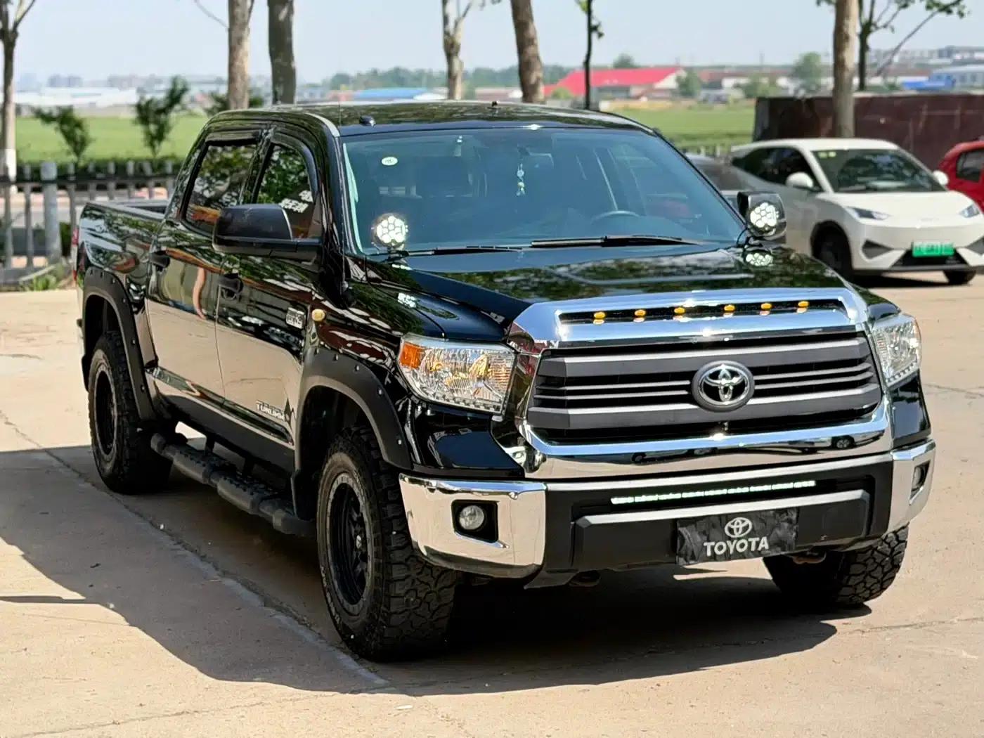2014 Tundra 5.7L Automatic — миниатюра 5