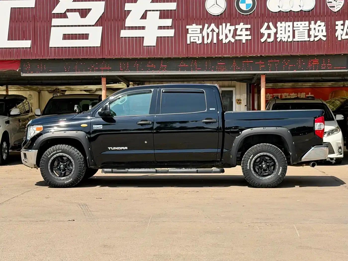 2014 Tundra 5.7L Automatic — миниатюра 7