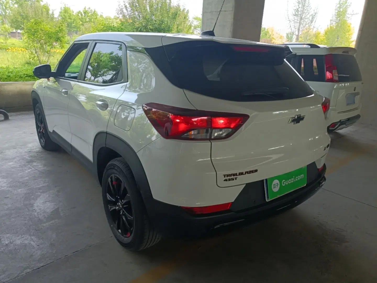 Chevrolet Trailblazer 2019 435T Redline CVT Two-Wheel-Drive Sharp Edition China VI Standard — миниатюра 4