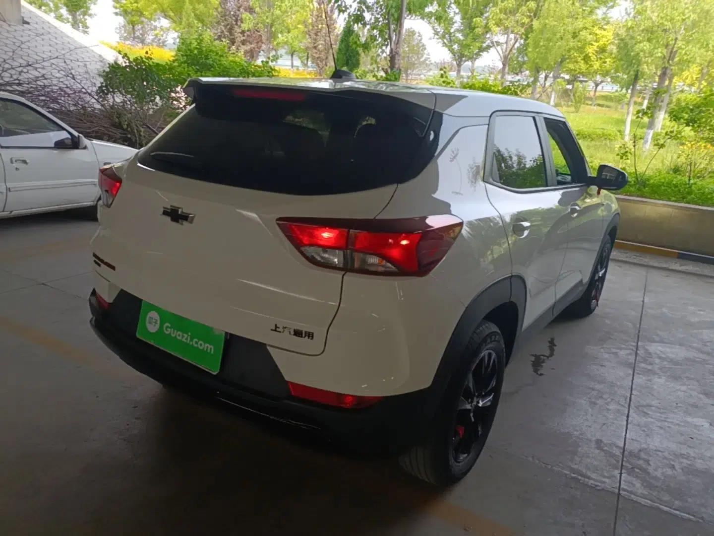 Chevrolet Trailblazer 2019 435T Redline CVT Two-Wheel-Drive Sharp Edition China VI Standard — миниатюра 6