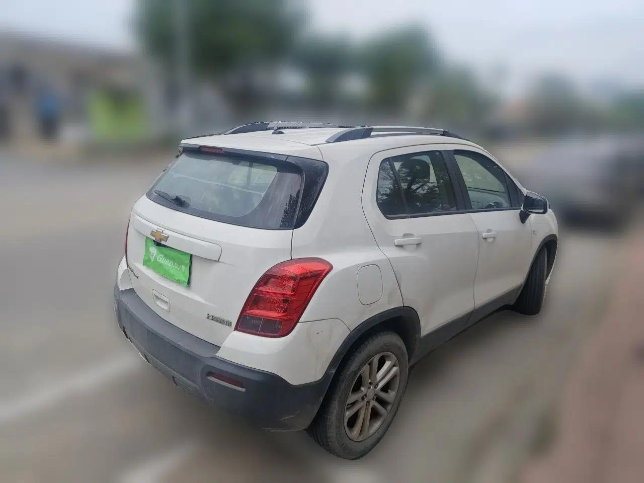 Chevrolet Trax 2016 1.4T Automatic Two-Wheel Drive Comfort Version with Sunroof — миниатюра 6