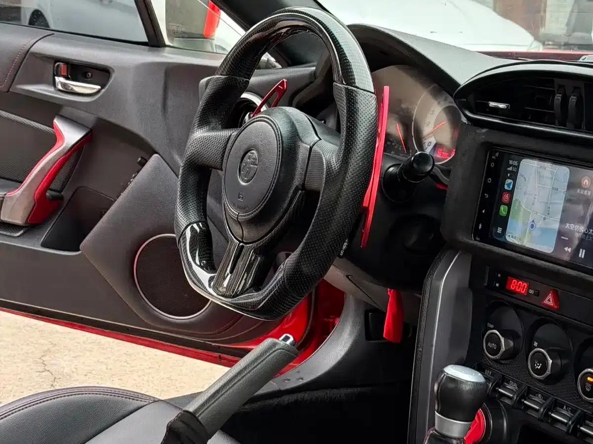 Toyota 86 2013 2.0L Automatic Luxury — миниатюра 8