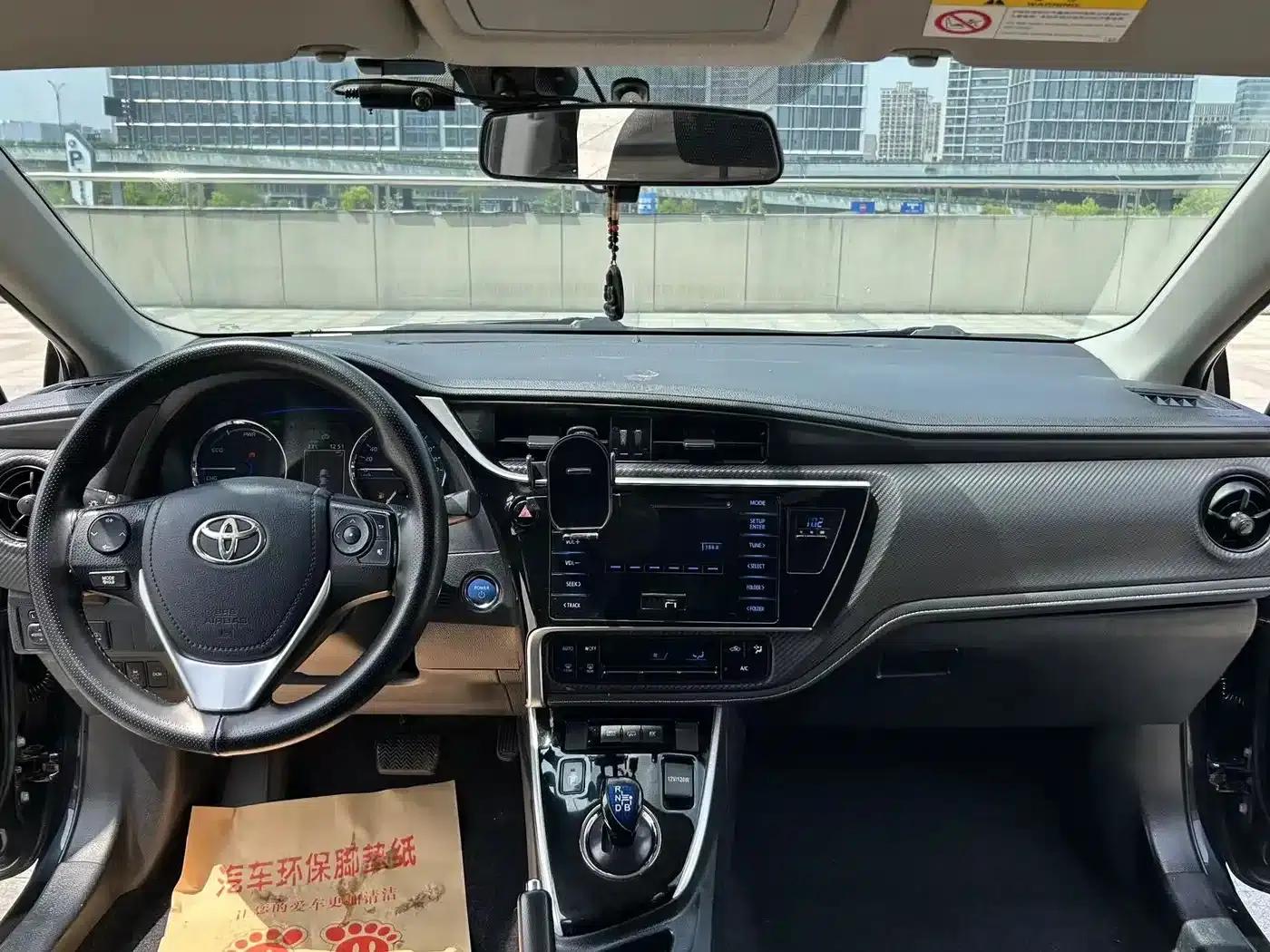Levin Hybrid E+ 2019 1.8PH GS E-CVT Elite Edition — миниатюра 12