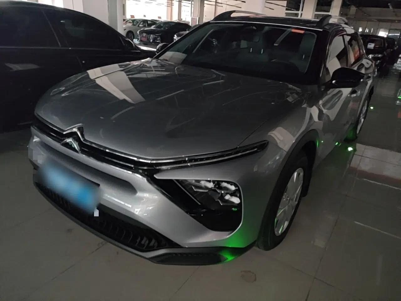 Citroen C5 X 2025 Model 1.6T Overseas Edition — миниатюра 1
