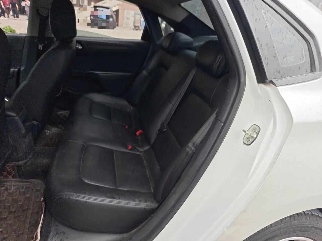 Citroen C4 Sega 2016 1.6L Manual Comfort Model — миниатюра 18
