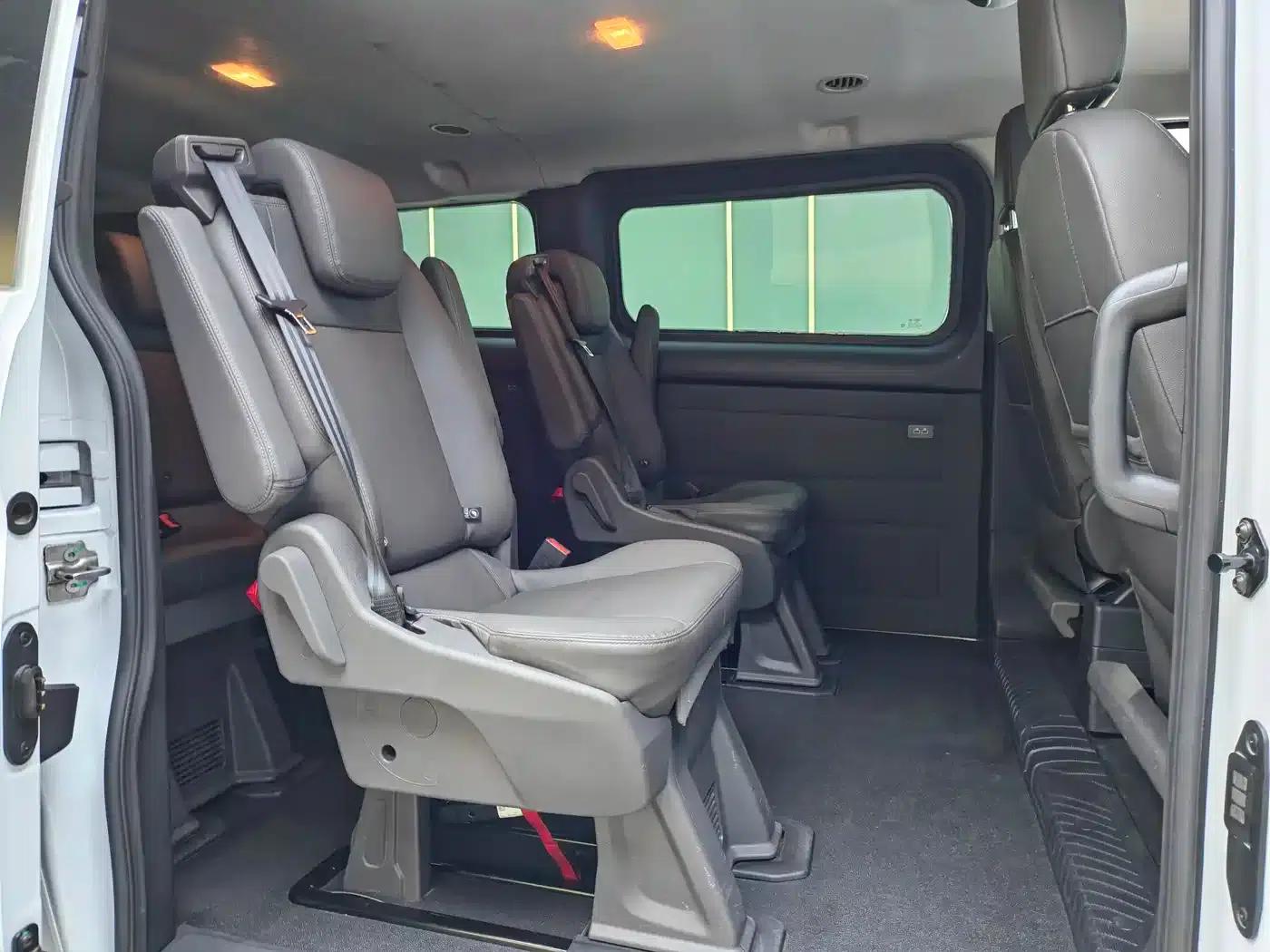 Ford Transit 2020 2.0T Diesel Multi-functional Commercial Vehicle, Mid-wheelbase, Low Roof, Double Tailgate, National VI Emission Standard — миниатюра 10