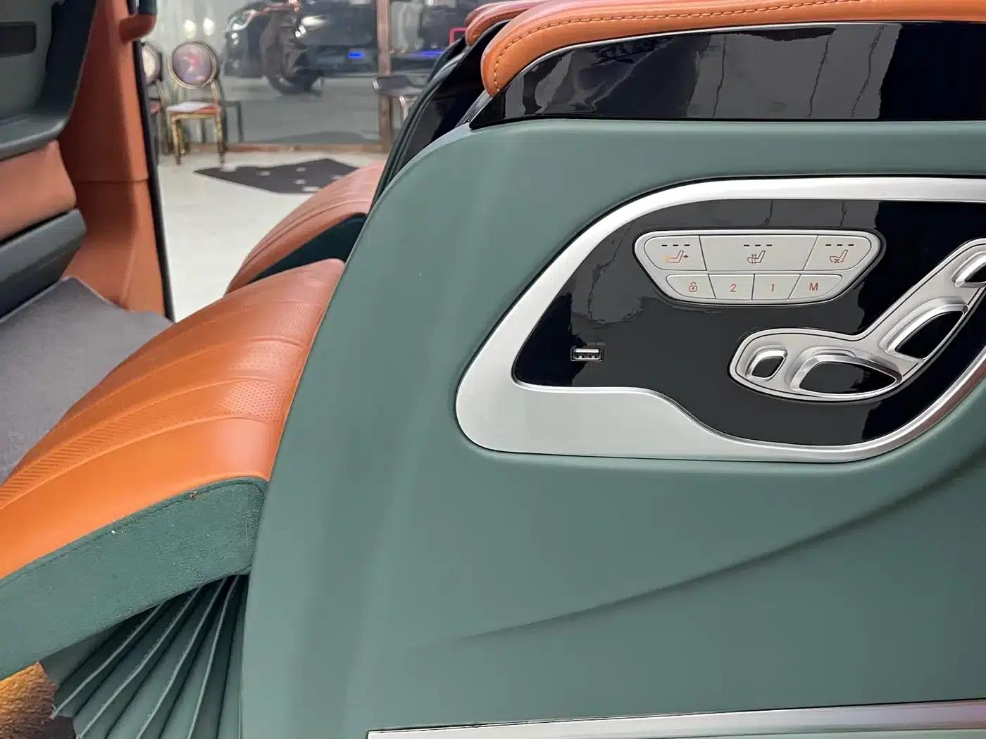 Tourneo 2020 2.0T Automatic Business Class Edition (China VI Emission Standard) — миниатюра 13