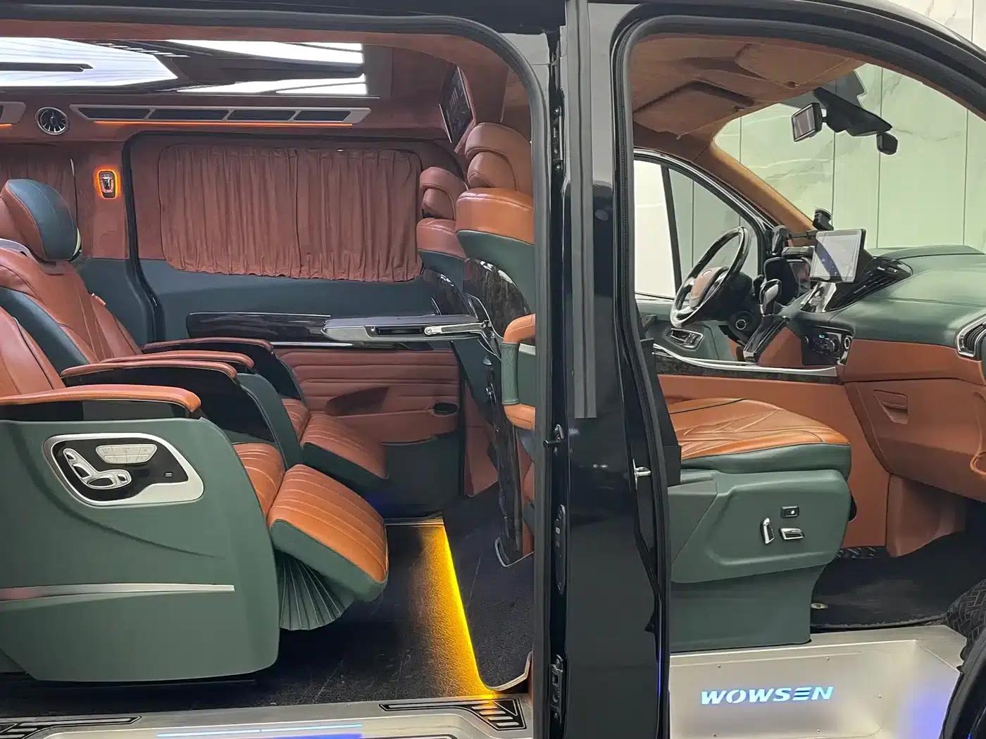 Tourneo 2020 2.0T Automatic Business Class Edition (China VI Emission Standard) — миниатюра 20