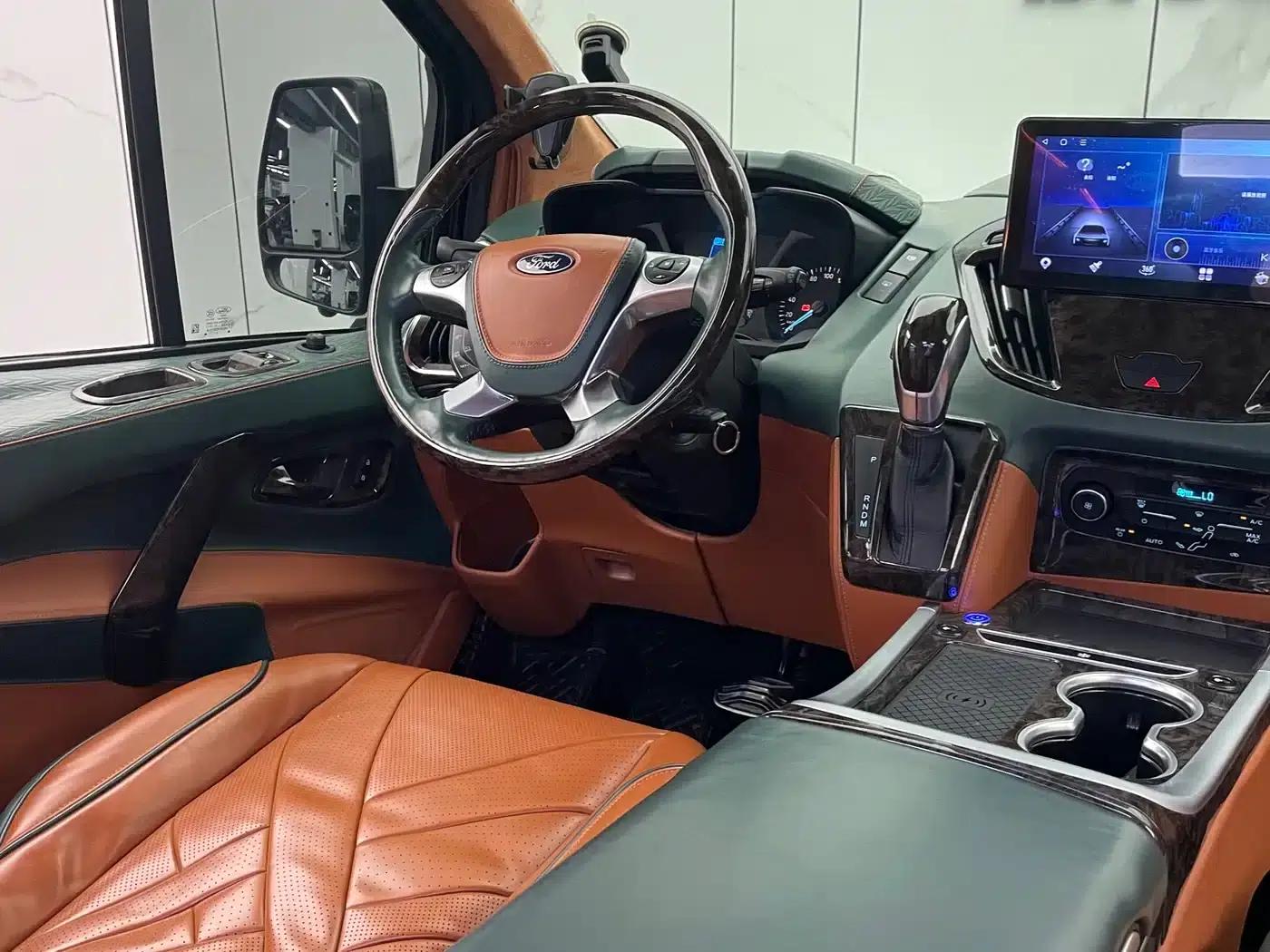 Tourneo 2020 2.0T Automatic Business Class Edition (China VI Emission Standard) — миниатюра 28