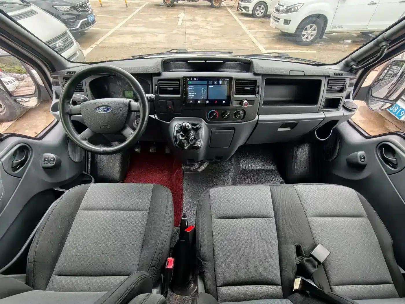 New Generation Ford Transit 2019 Model 2.2T Multi-functional Short Wheelbase Mid-roof 6-Seater (China VI Emission Standard) — миниатюра 4